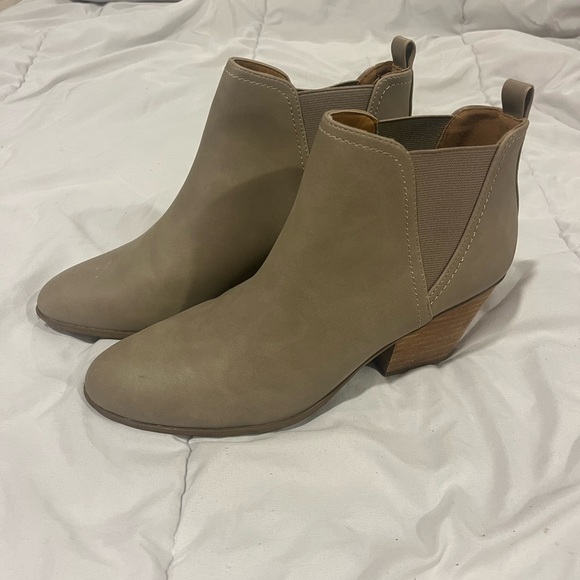 Tan Ankle Boots for Women - Picture 1 of 4